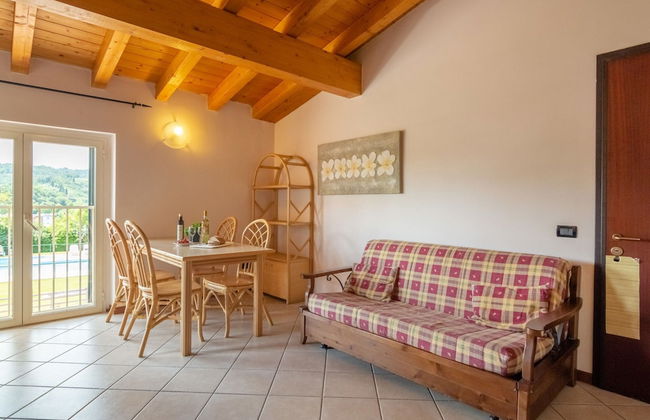 Agriturismo with Pool near Golf Course & Salò - Foto 17