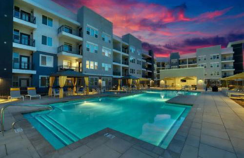 Stunning Westgate CozySuites by stadium with pool 10 - Foto 30