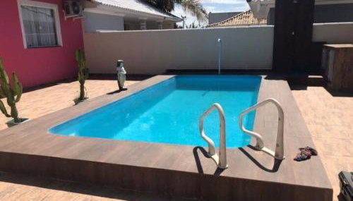 Linda casa com piscina - Foto 1