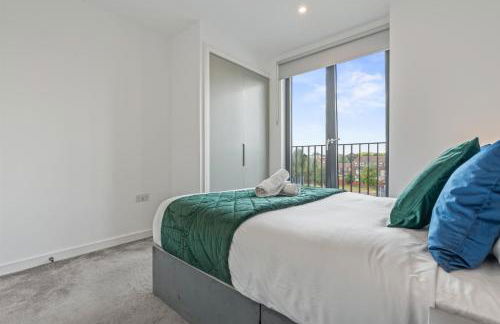 Luxury 3 bedroom with 2 bath at Plaistow opposite of station - Foto 44