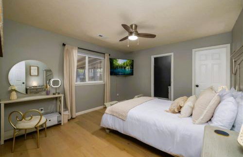 Comfy CDA Family Home with Fire Pit and Huge Yard - Foto 8