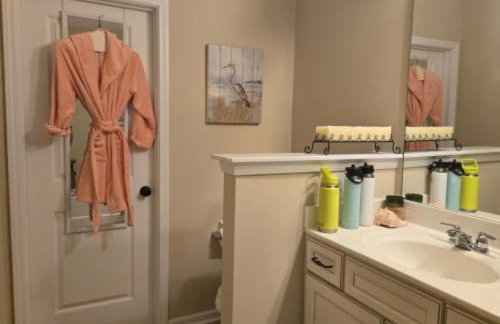 Private Master Suite for Solo Travelers w special rates extended stays - Foto 36