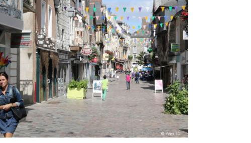 Spacieux T3 lumineux dans quartier historique avec wifi - Foto 5, Shopping Area