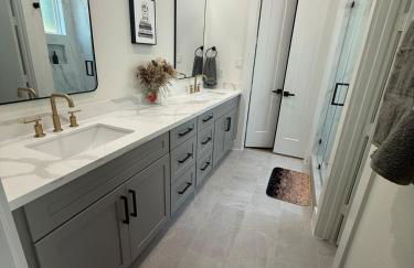 Elegant Plush Properties - Foto 23