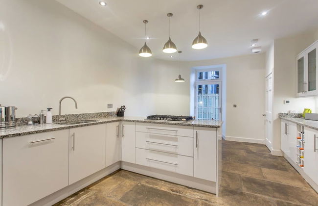 JOIVY Spacious 2 Bed Apt in Ideal City Centre Location - Foto 15