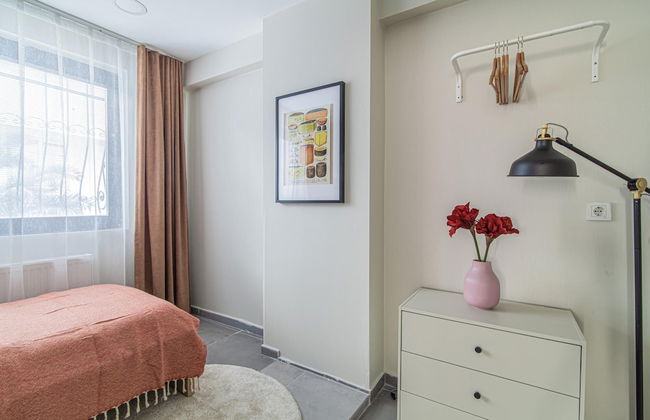 Charming Flat With Backyard Close to Zorlu Center - Foto 18