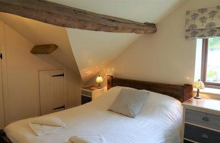 Sheep Dip Cottage - 5* Cyfie Farm, with log burner and private hot tub - Foto 14