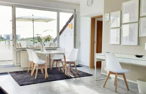 Modernes und ruhiges Appartement mit Loggia - Photo 5