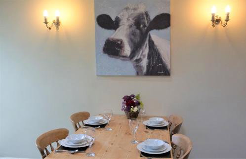 Sheep Dip Cottage - 5* Cyfie Farm, with log burner and private hot tub - Foto 6