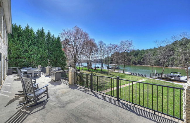 Knotty Pines by Avantstay Lake Views, Renovated - Foto 32