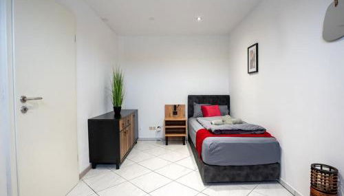 Serviceroom24 - Apartment 4 in Gladbeck WLAN - Smart-TV - 24-7 Check-in und Küche - Foto 4