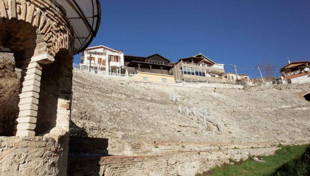 Learn about the history of Dürres