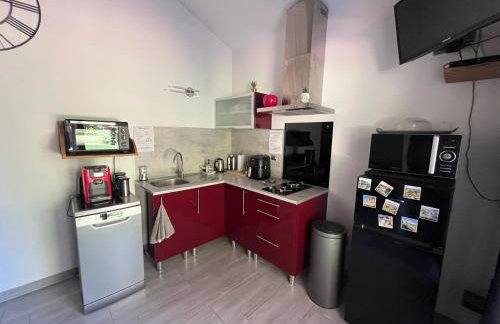 Gîte des Combes Blanches avec piscine et jacuzzi - Foto 13
