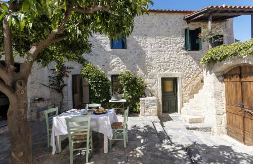 Villa Helidona With Private Pool - Photo 136