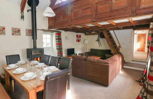 Granary Cottage - Photo 4