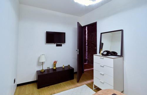 LE LUXURY LOFT - CENTER l DECEMBER MAR-KET l EUROPEAN PARLIAMENT l PARKING l NETFLIX - SPACIOUS & UNIQUE - LE LUXURY LOFT - CENTRE l MARCHÉ DE NOËL l PARLEMENT EUROPÉEN l PARKING l NETFLIX - SPACIEUX & UNIQUE - Foto 27