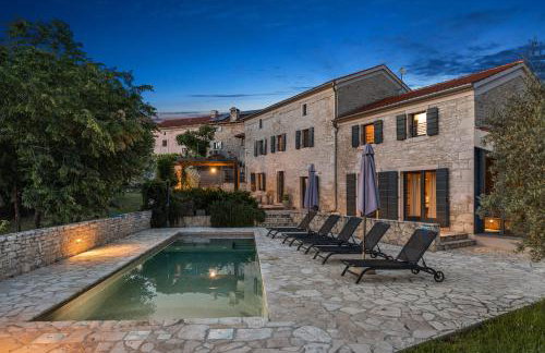 Casa 42 pet friendly for 9 people in Central Istria with salt - water pool - Foto 11
