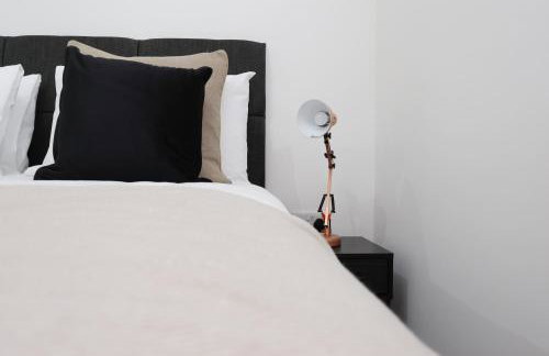 New Lodge Studios with Full Kitchen and Parking - Foto 60