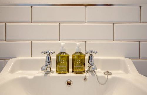 Marsh Mallow Cottage - Hot Tub Packages Available - Foto 30