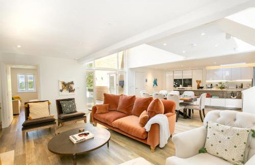 Field House - Stunning 3 Bedroom Home in Kingham! - Photo 22