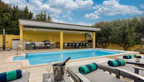 Luxury Villa for 14 People near Poreč - Foto 1