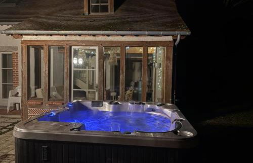 Grand gite rénové, jacuzzi, jardin, rivière, calme - Foto 37