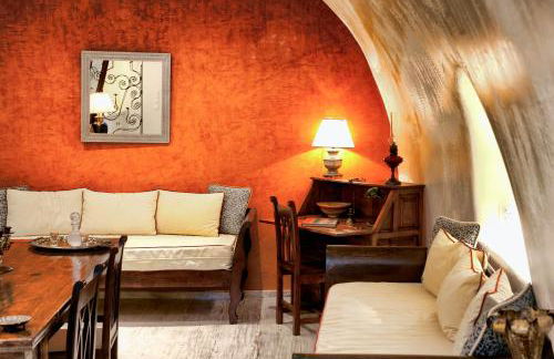 Heliophos Boutique Caves - Photo 8