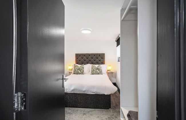 TYME Suites on Humber - Photo 3