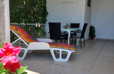 Apartmani Kapetan Podaca - Foto 1