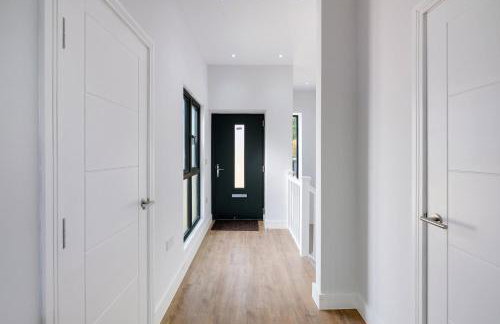 Luxury 5 Bedroom, 4 Bathroom Home in Purley - Foto 34