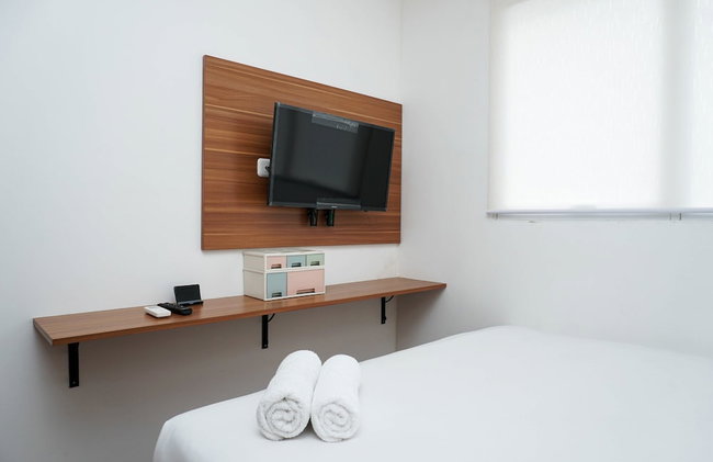 Minimalist And Comfy 2Br Signature Park Grande Apartment - Photo 4