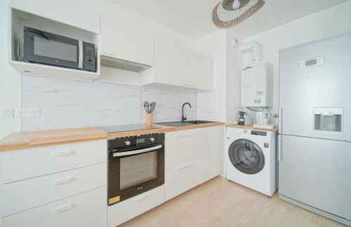 Parking private free - Family cocoon - Quiet - 7 min Tram T5 - Foto 11