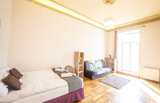 Mosaic Center Apartments - Photo 38