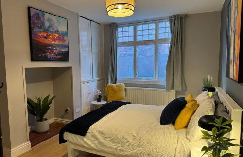 Very Large Central Property - Foto 45