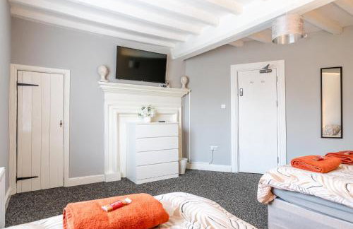 Airfield Manor - Photo 37