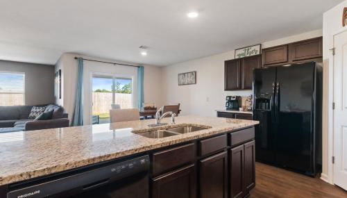 New Bama Retreat Sleeps 8 - Foto 2