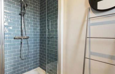 Grand Gîte Vivonne 8 personnes, Terrasse, Confort, babyfoot - Foto 11