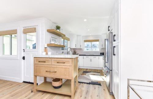 BRAND NEW Luxury 1 Bedroom Condo Steps from the Beach - Foto 13