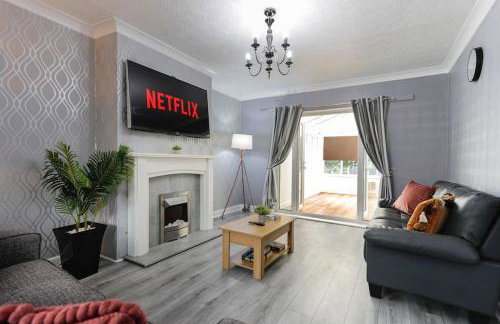 Comfy stays, Rotherham for contractors & Families, spacious, conservatory, free parking, wifi, 3BDR - Foto 56