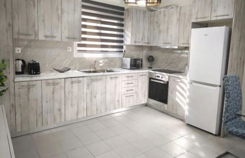 Luxury Apartment on Eleutherias Sq 50m from Metro - Foto 3