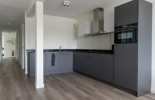 Holiday Home in Sneek With Waterfront Jetty - Foto 10