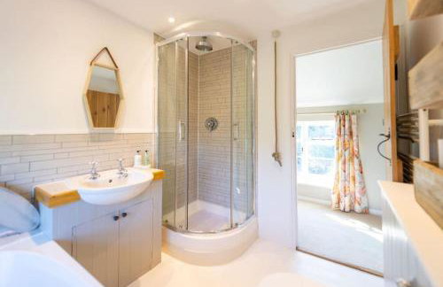 Peaceful Riverside Five Bed Cottage in Somerset - Foto 11