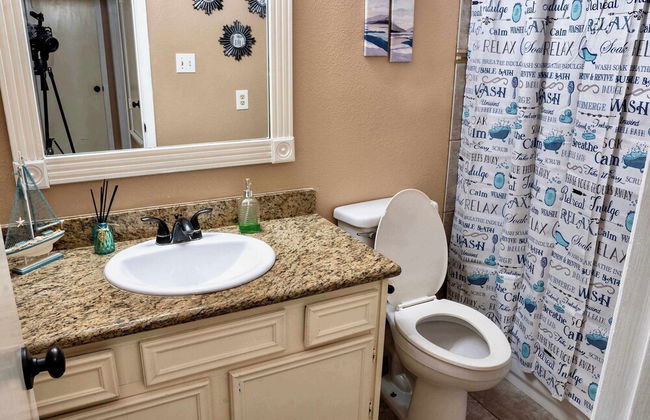 Katy Hideaway Charming 3 Bdr! - Foto 24