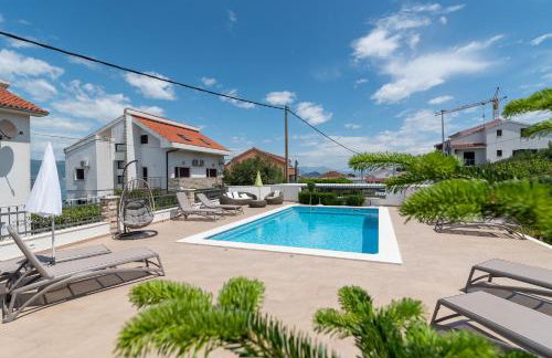 Apartments Brico - Heated Pool - Foto 72