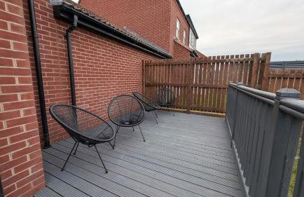 Spacious Home For Contractors,Families,Groups, Sleeps 10, Free Parking - Foto 17