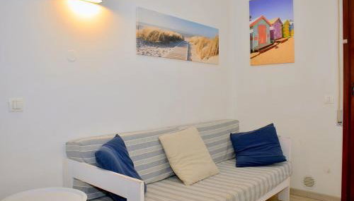 Beachfront Two-room Flat With Side sea View - Foto 4