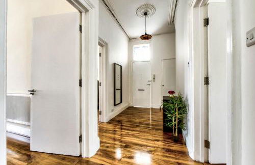 Stunning 5 bedroom apt, close to city centre, SEC, Hydro and motorway - Foto 41