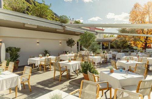 Hidalgo Suites & Restaurant - Photo 104