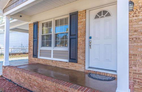 Fayetteville Home Away from Home, Pet Friendly - Foto 16