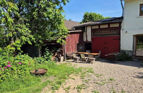 Naturnahes Wohnen in einem alten Haus mit Garten - Foto 7